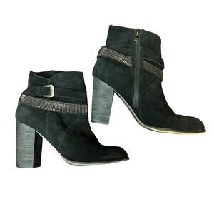 Nine West black ankle boots with silver stud trim suede leather heel size 9.5